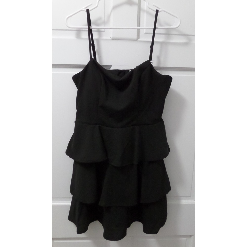 Row A Women's XL Spaghetti Strap Ruffled Top Black
